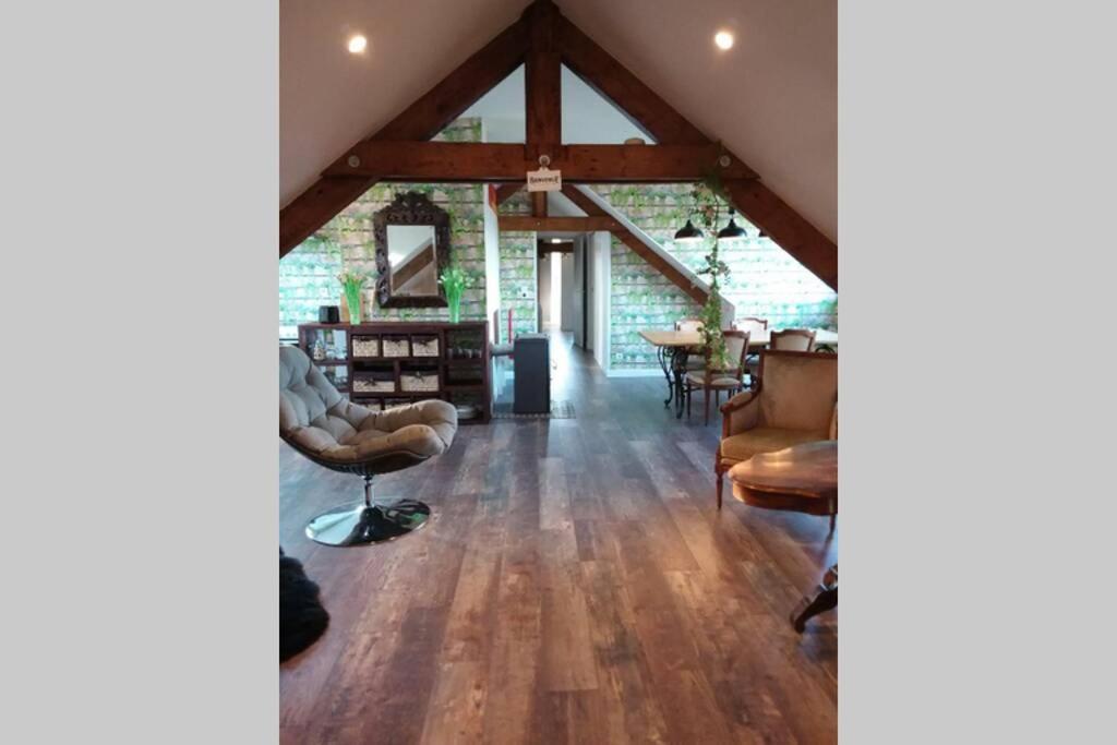 Appartement Lumineux, Calme Et Panoramique !! Pouligney-Lusans 외부 사진