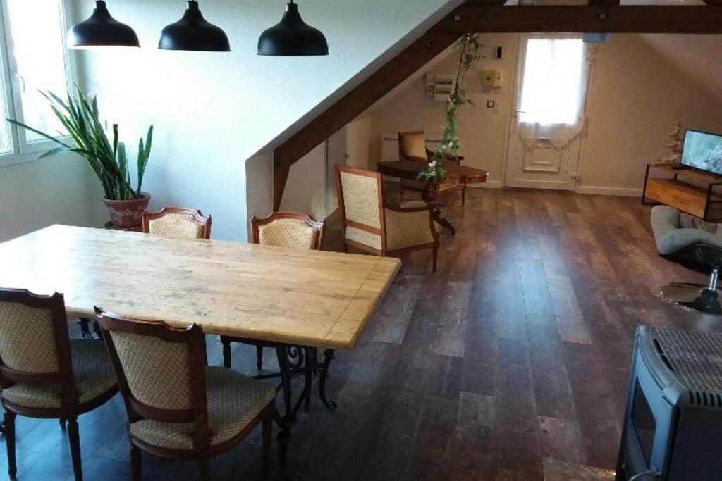 Appartement Lumineux, Calme Et Panoramique !! Pouligney-Lusans 외부 사진