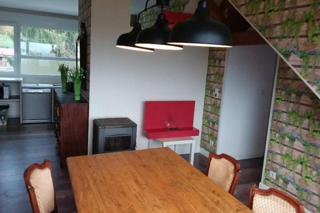 Appartement Lumineux, Calme Et Panoramique !! Pouligney-Lusans 외부 사진